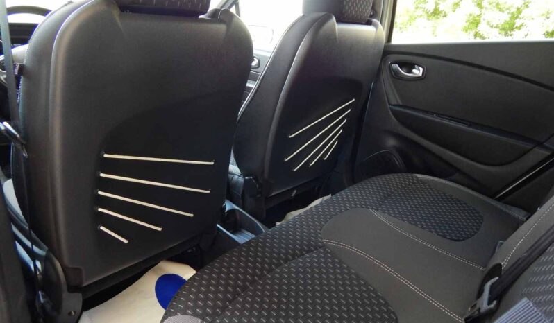 Auta miejskie RENAULT Captur  2018 Benzyna Manualna FWD (przód) Beżowy 5 5 Niemcy Metalik full