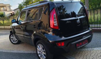 Auta miejskie KIA Soul  2013 Benzyna Manualna FWD (przód) Czarny 5 5 Niemcy Metalik full