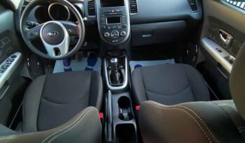 Auta miejskie KIA Soul  2013 Benzyna Manualna FWD (przód) Czarny 5 5 Niemcy Metalik full