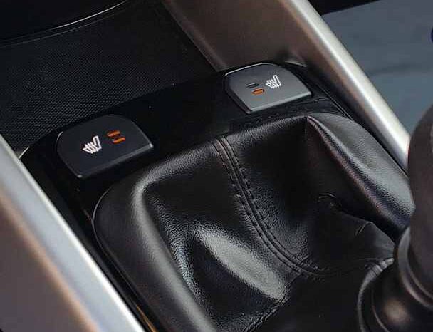 Auta miejskie KIA Soul  2013 Benzyna Manualna FWD (przód) Czarny 5 5 Niemcy Metalik full