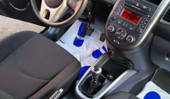 Auta miejskie KIA Soul  2013 Benzyna Manualna FWD (przód) Czarny 5 5 Niemcy Metalik full