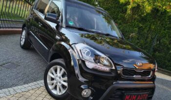 Auta miejskie KIA Soul  2013 Benzyna Manualna FWD (przód) Czarny 5 5 Niemcy Metalik full
