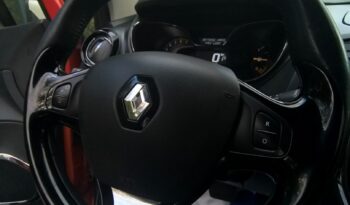 Auta miejskie RENAULT Captur  2013 Benzyna Automatyczna FWD (przód) Inny kolor 5 5 Niemcy Metalik full