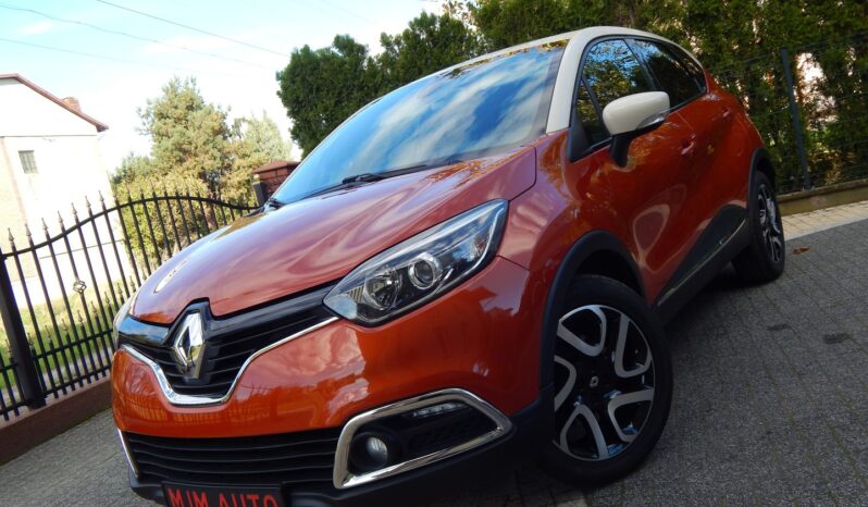 Auta miejskie RENAULT Captur  2013 Benzyna Automatyczna FWD (przód) Inny kolor 5 5 Niemcy Metalik full