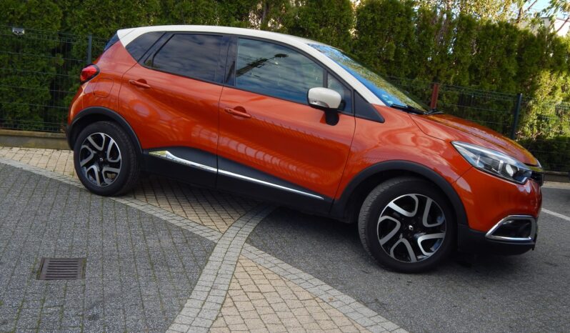 Auta miejskie RENAULT Captur  2013 Benzyna Automatyczna FWD (przód) Inny kolor 5 5 Niemcy Metalik full