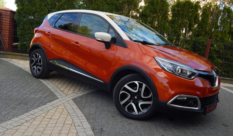 Auta miejskie RENAULT Captur  2013 Benzyna Automatyczna FWD (przód) Inny kolor 5 5 Niemcy Metalik full