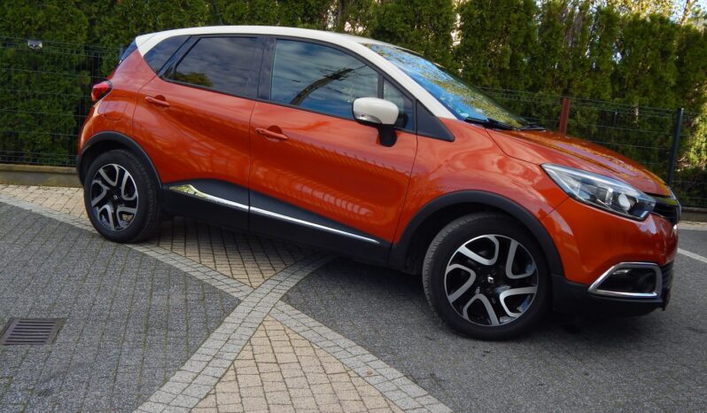 Auta miejskie RENAULT Captur  2013 Benzyna Automatyczna FWD (przód) Inny kolor 5 5 Niemcy Metalik full