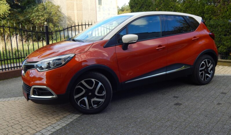 Auta miejskie RENAULT Captur  2013 Benzyna Automatyczna FWD (przód) Inny kolor 5 5 Niemcy Metalik full