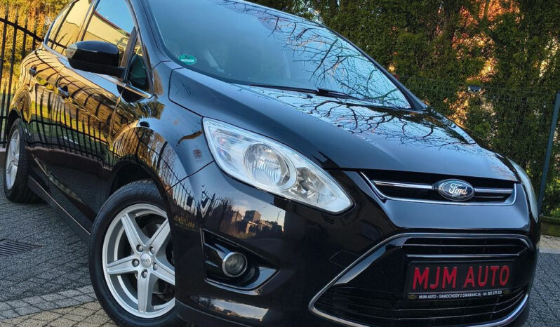 12 miesięcy pisemnej Gwarancji. Bardzo Zadbany.Bogate wyposażenie.Koła Lato-Zima full