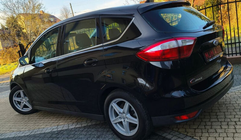 12 miesięcy pisemnej Gwarancji. Bardzo Zadbany.Bogate wyposażenie.Koła Lato-Zima full