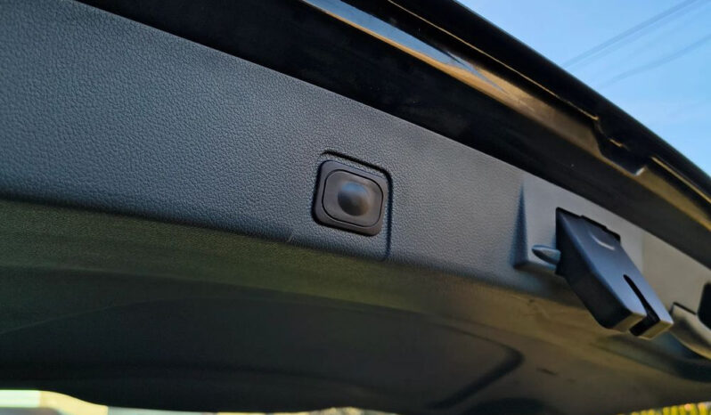 12 miesięcy pisemnej Gwarancji. Bardzo Zadbany.Bogate wyposażenie.Koła Lato-Zima full