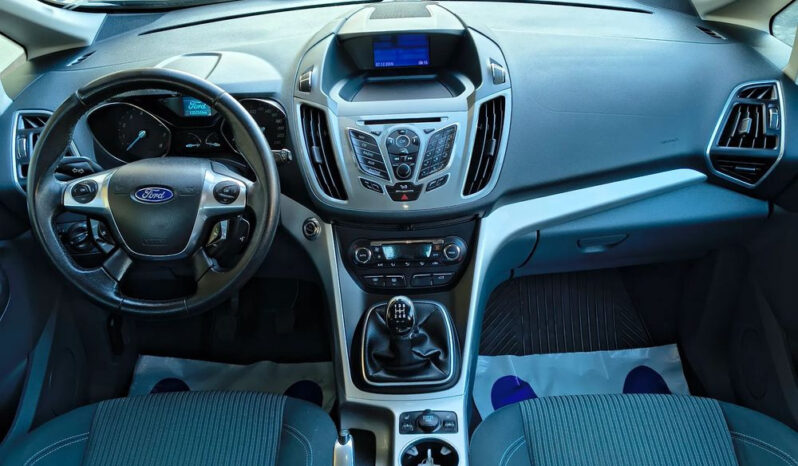 12 miesięcy pisemnej Gwarancji. Bardzo Zadbany.Bogate wyposażenie.Koła Lato-Zima full